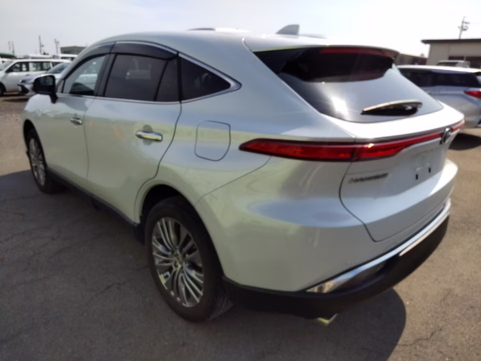 TOYOTA HARRIER