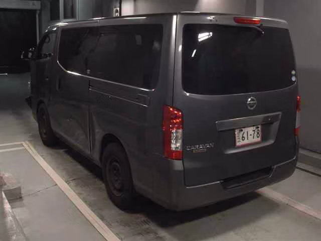 NISSAN NV350 CARAVAN