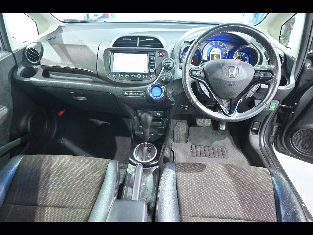 HONDA FIT SHUTTLE