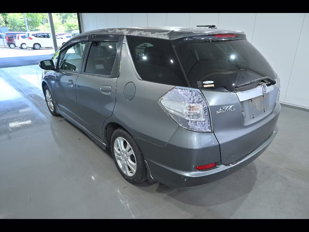 HONDA FIT SHUTTLE