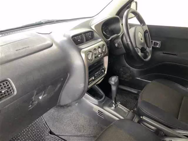 DAIHATSU TERIOS KID