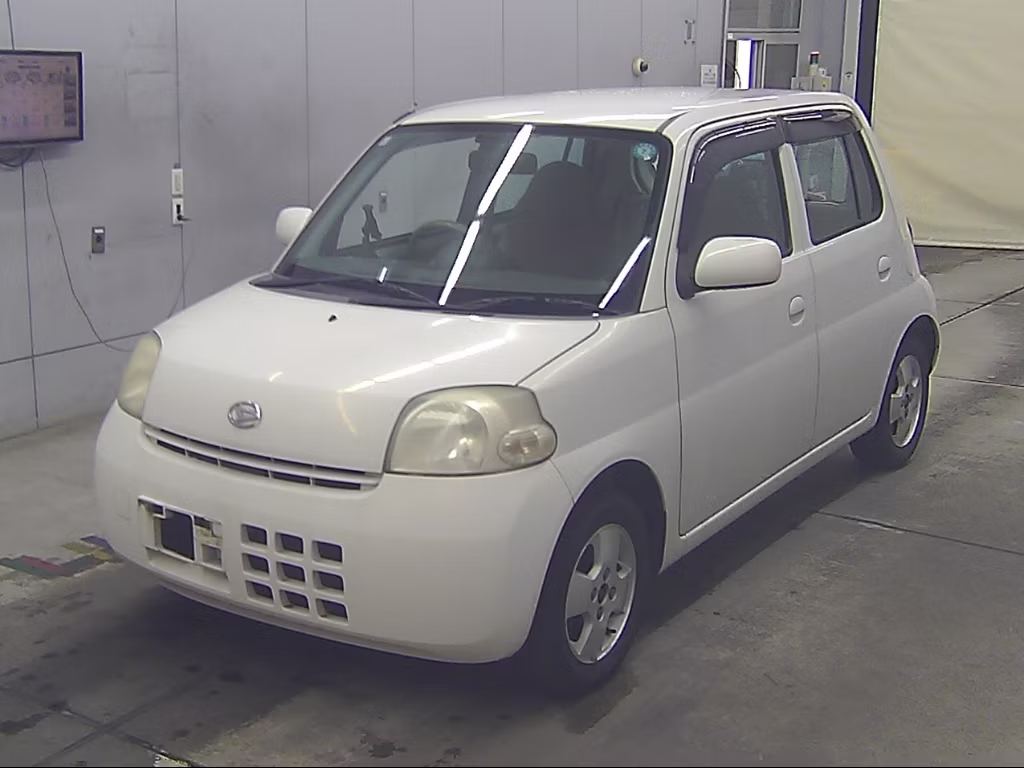 DAIHATSU ESSE