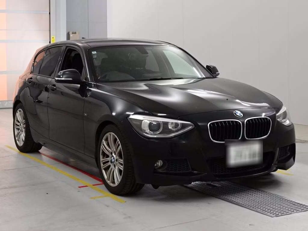 BMW 1-SERIES