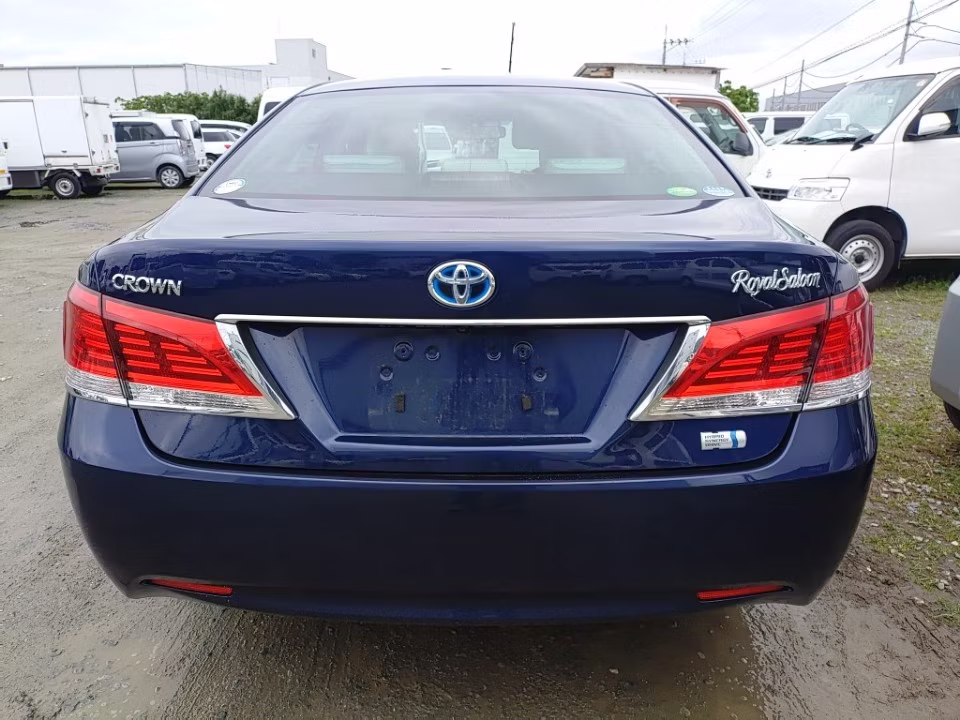 TOYOTA CROWN