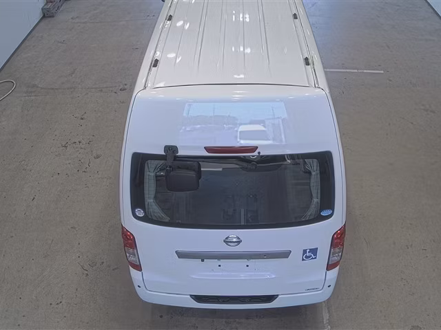 NISSAN NV350 CARAVAN