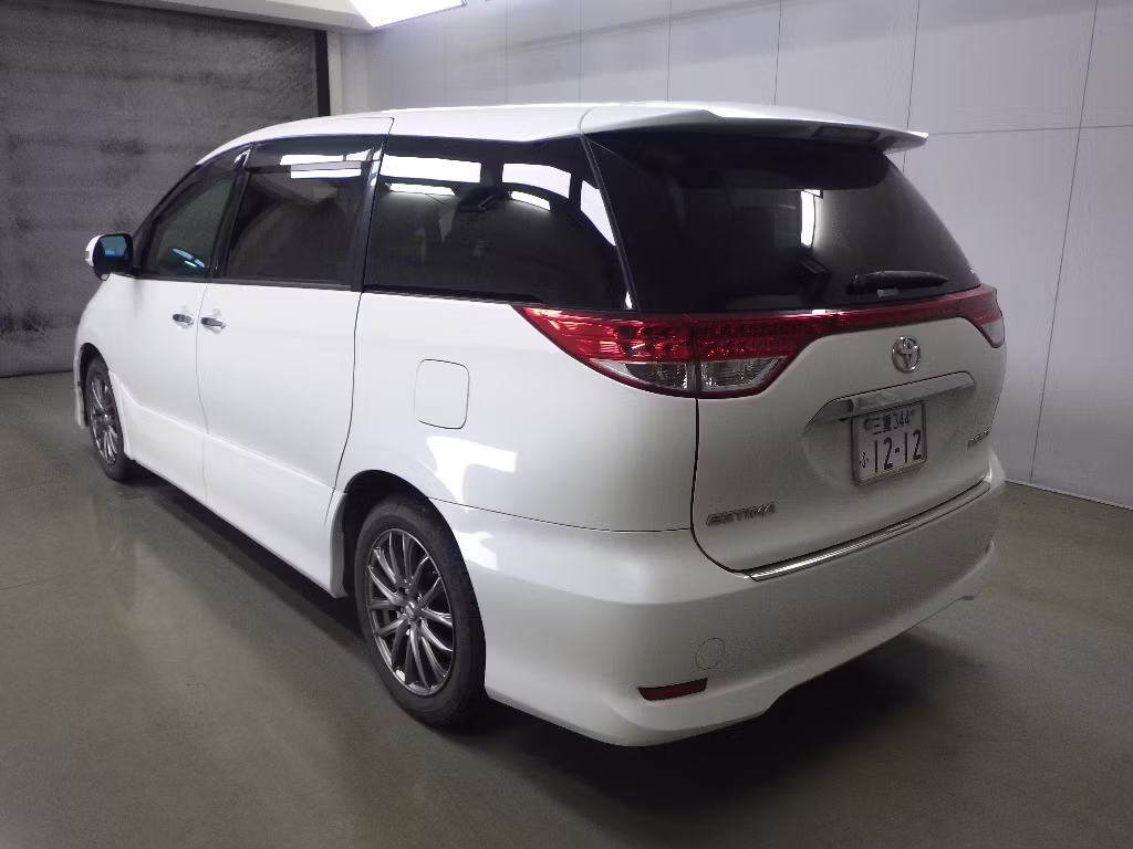TOYOTA ESTIMA