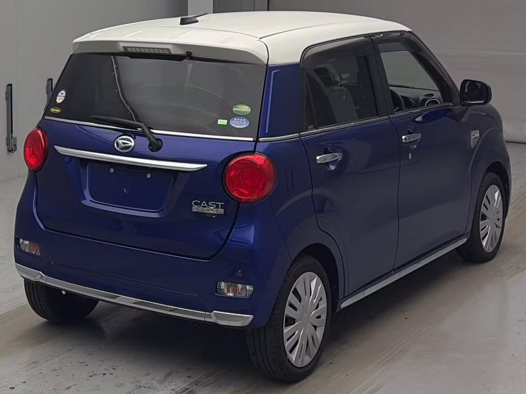 DAIHATSU CAST