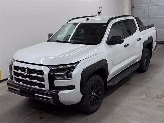 MITSUBISHI TRITON