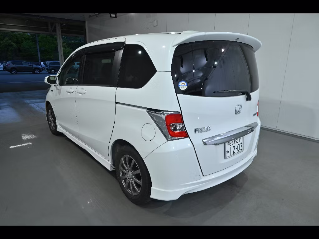 HONDA FREED