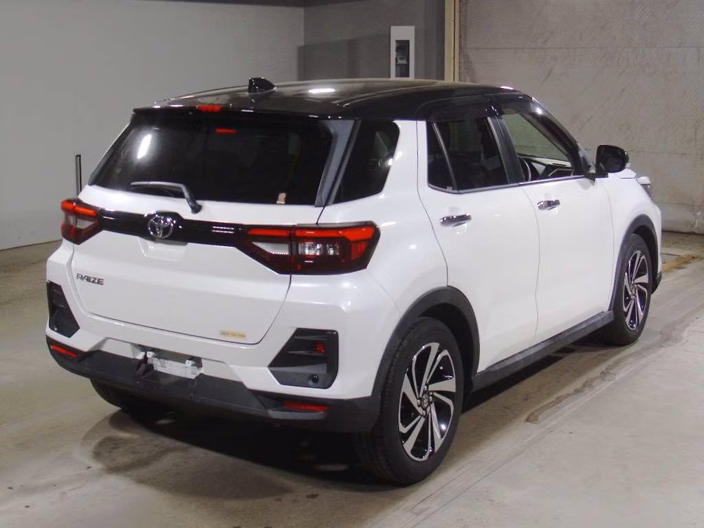 TOYOTA RAIZE