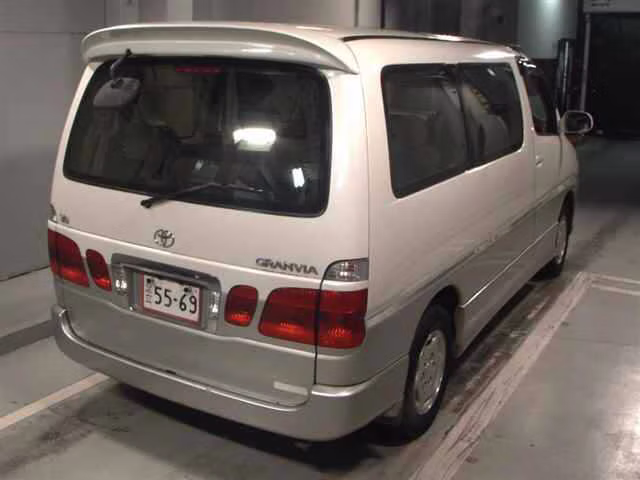 TOYOTA GRANVIA