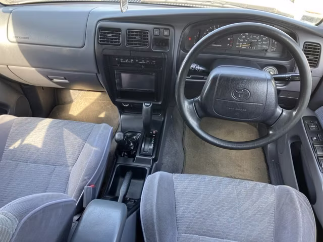 TOYOTA HILUX SURF