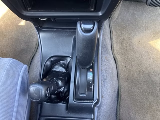 TOYOTA HILUX SURF