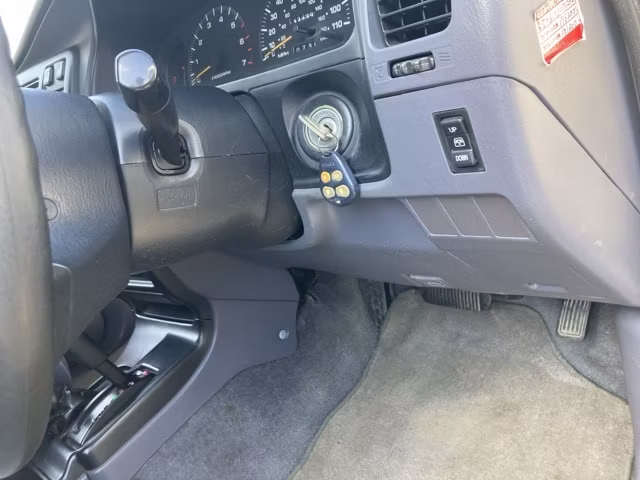 TOYOTA HILUX SURF