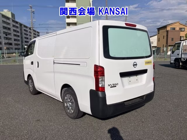 NISSAN NV350 CARAVAN