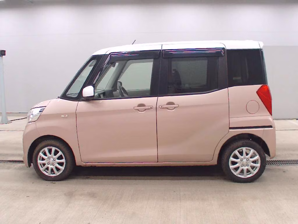 MITSUBISHI EK SPACE