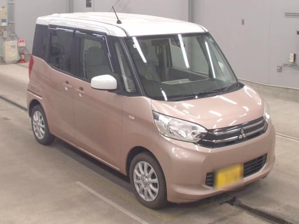 MITSUBISHI EK SPACE