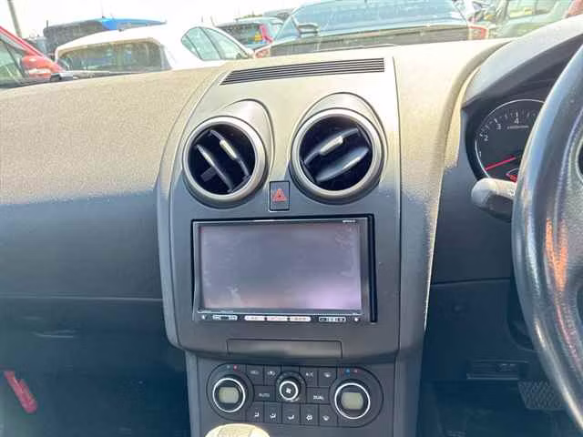 NISSAN DUALIS