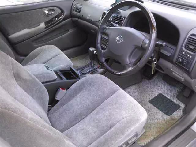 NISSAN CEFIRO