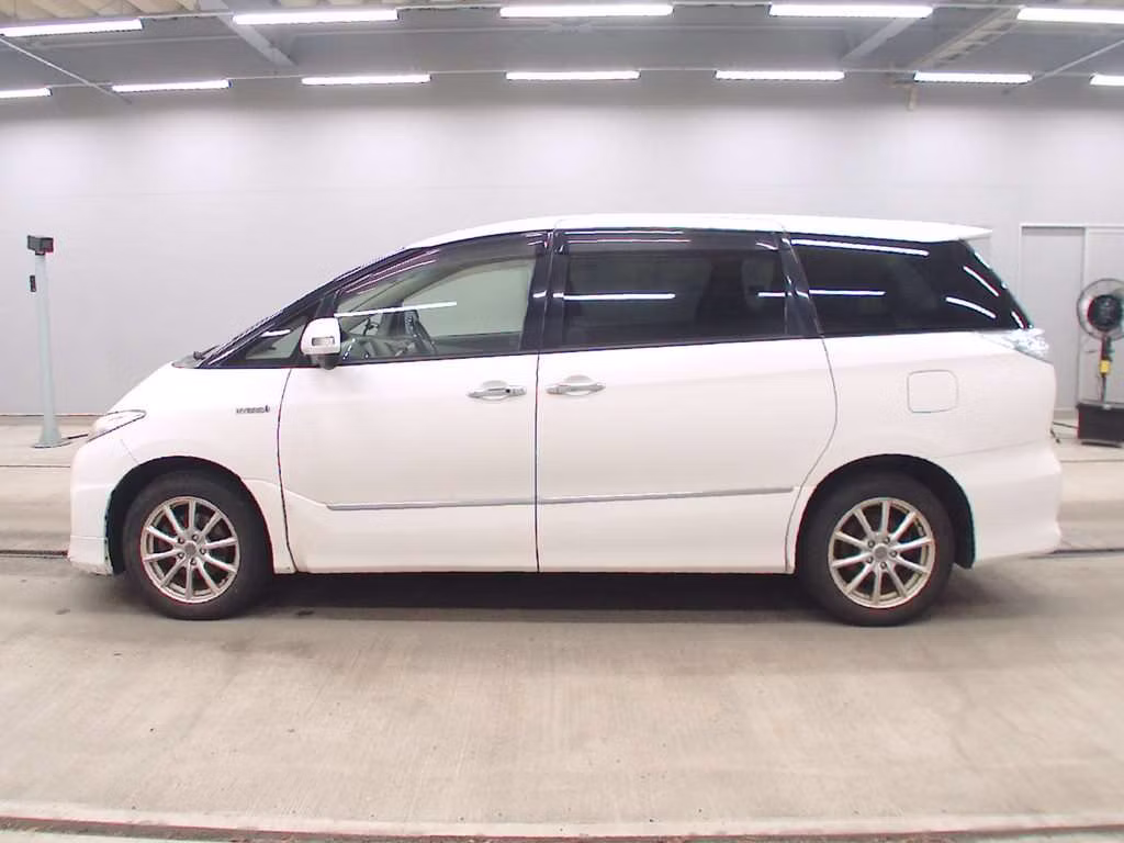 TOYOTA ESTIMA