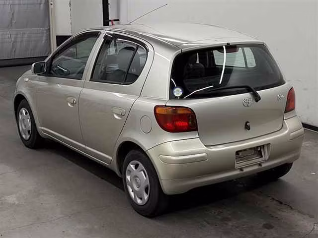TOYOTA VITZ