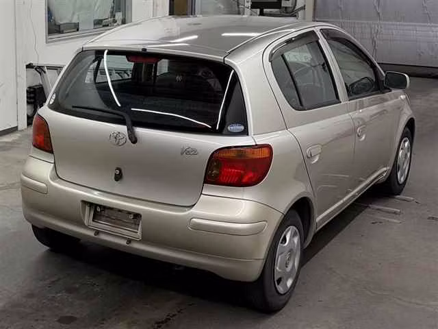 TOYOTA VITZ