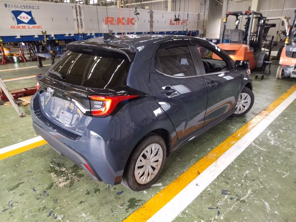 TOYOTA YARIS