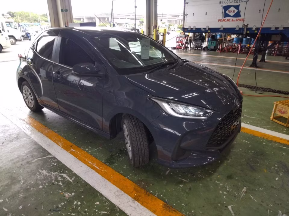TOYOTA YARIS