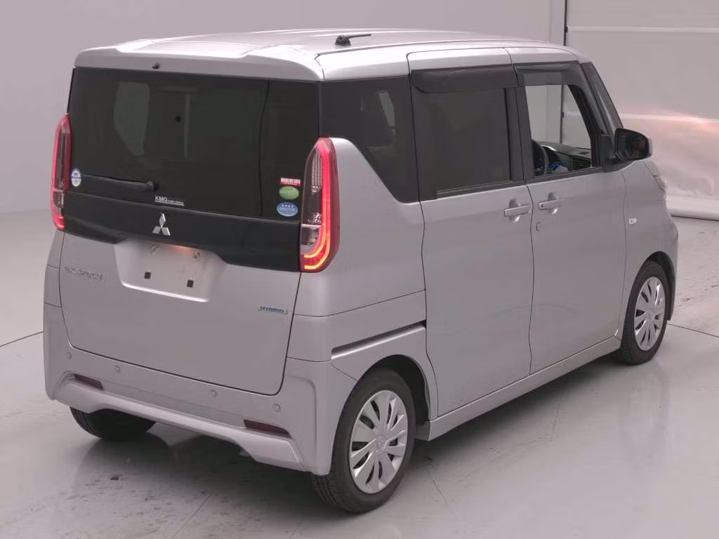 MITSUBISHI EK SPACE