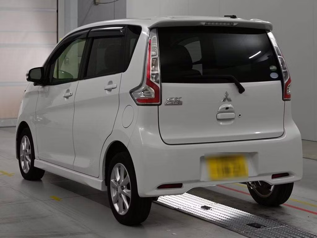MITSUBISHI EK CUSTOM