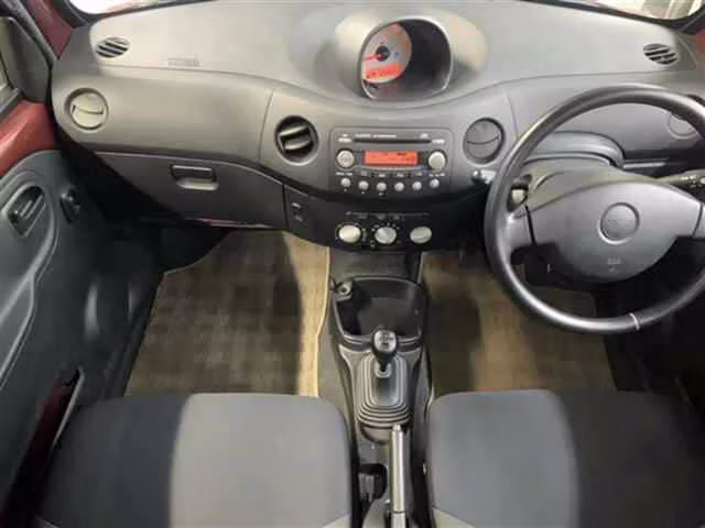 DAIHATSU ESSE