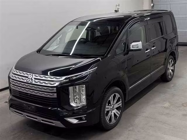 MITSUBISHI DELICA D:5