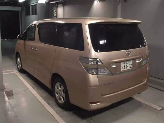 TOYOTA VELLFIRE