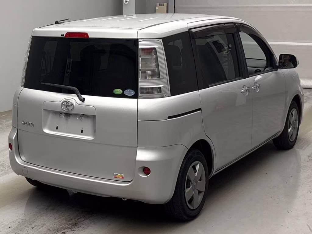 TOYOTA SIENTA