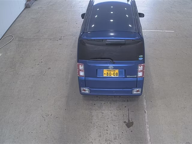 DAIHATSU WAKE