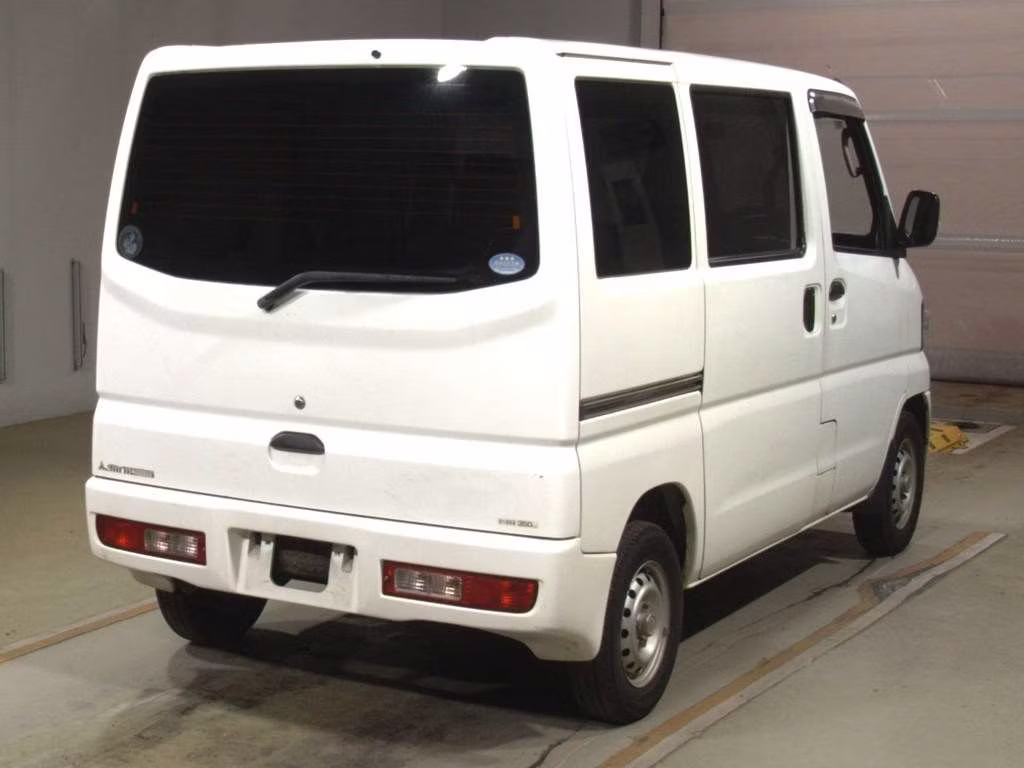 MITSUBISHI MINICAB