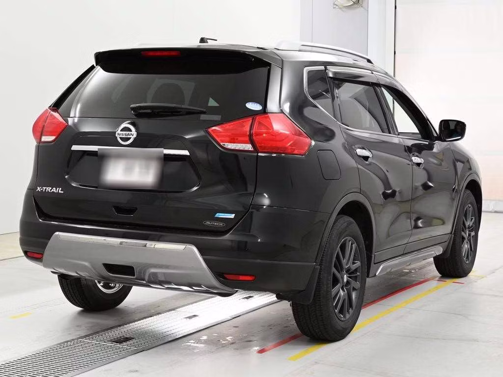 NISSAN X-TRAIL
