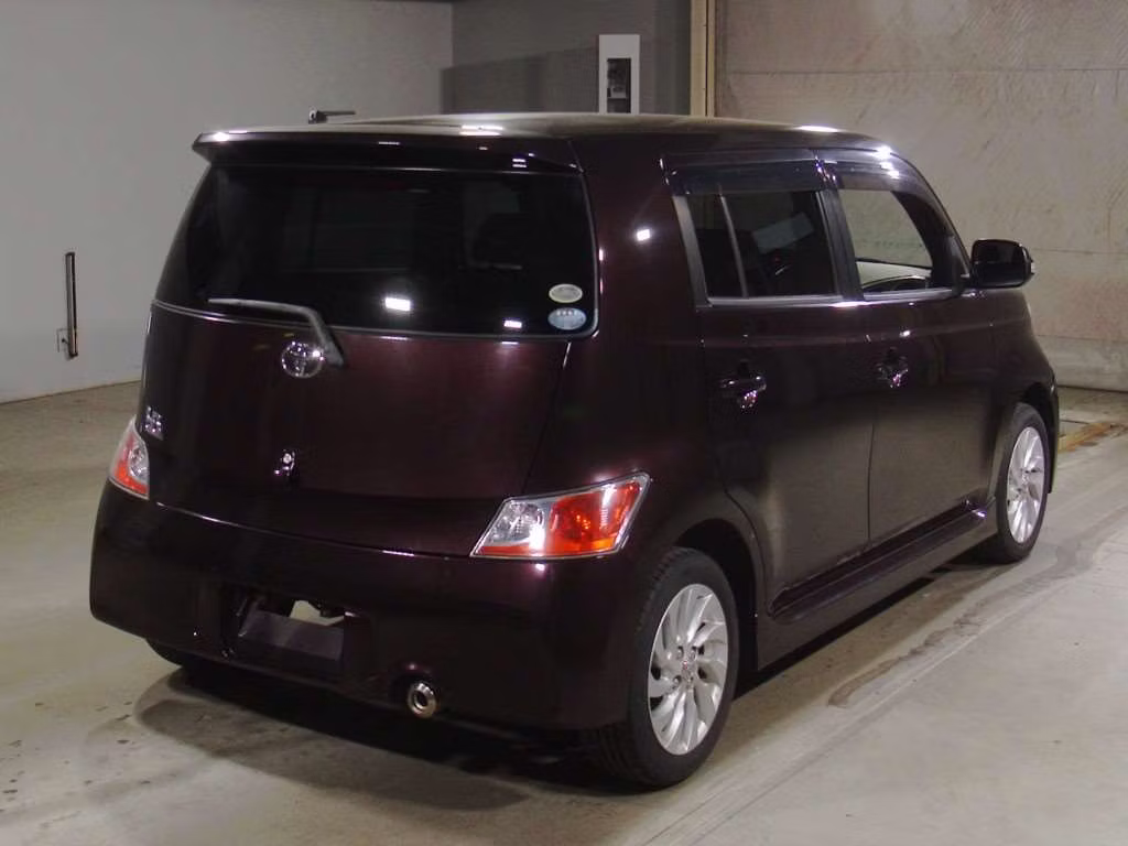 TOYOTA BB