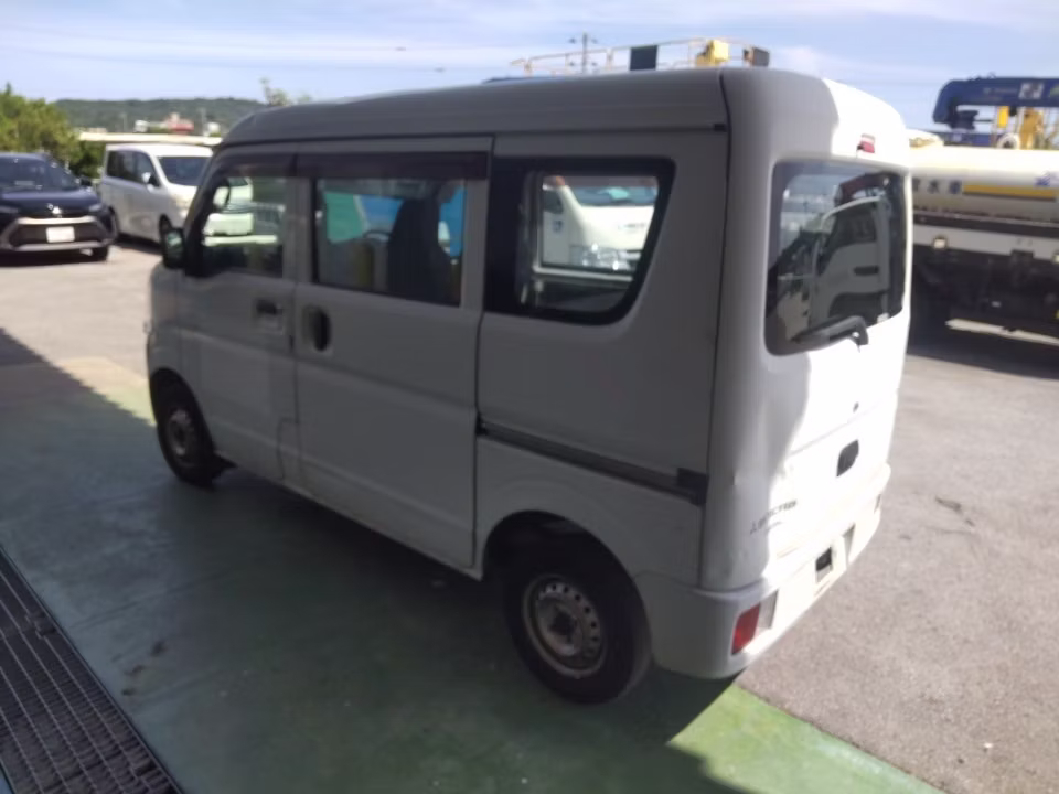 MITSUBISHI MINICAB