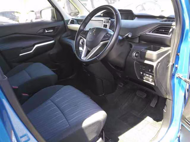 MITSUBISHI DELICA D:2