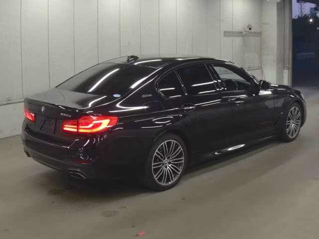 BMW 5-SERIES