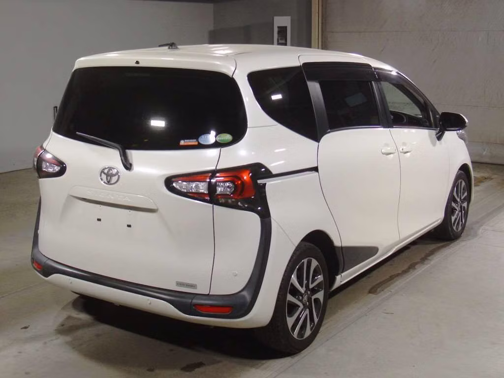 TOYOTA SIENTA