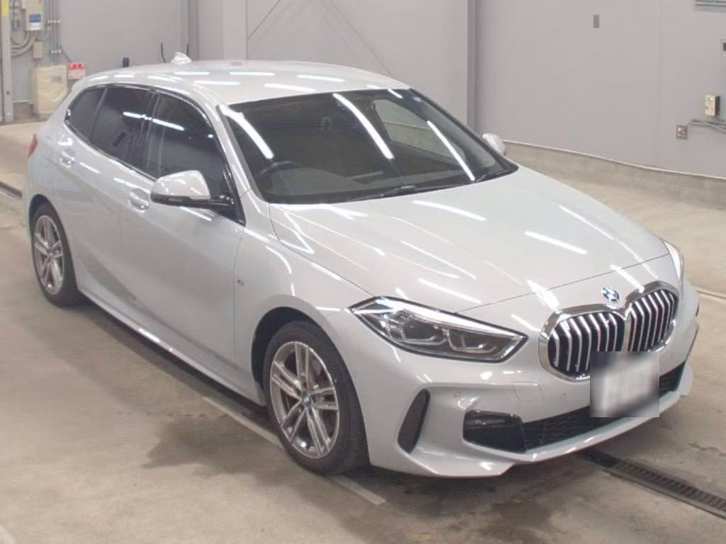 BMW 1-SERIES