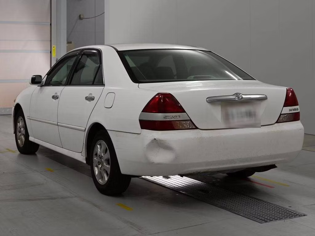 TOYOTA MARK II