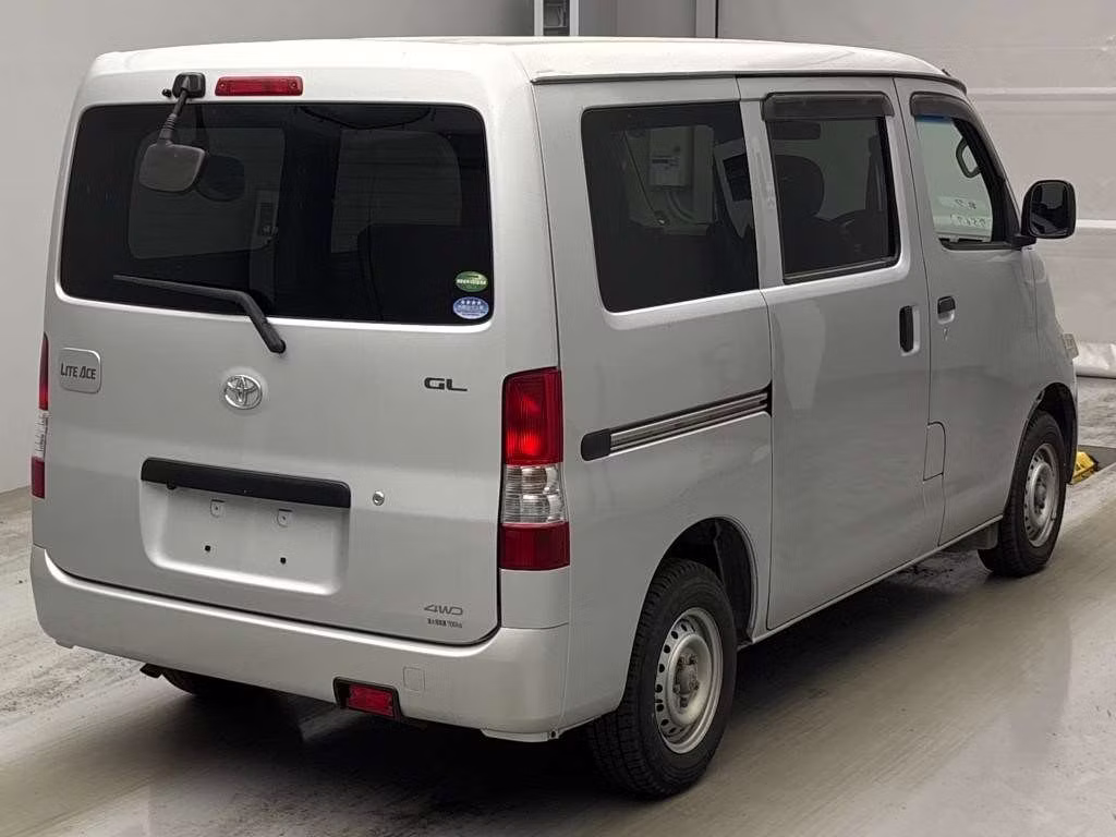 TOYOTA LITE ACE