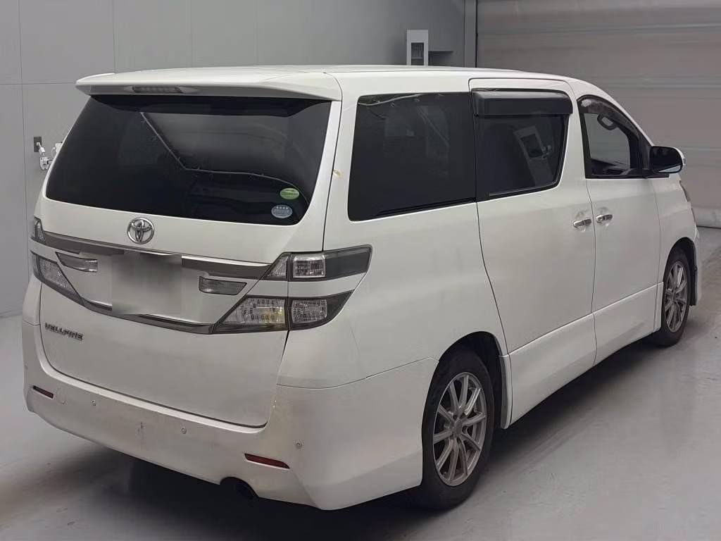 TOYOTA VELLFIRE