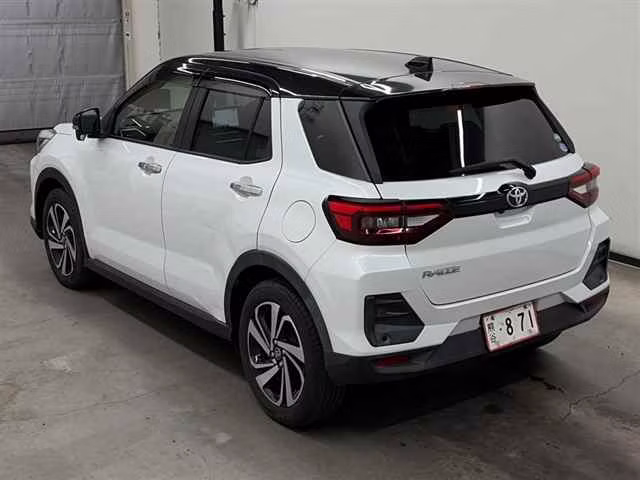 TOYOTA RAIZE