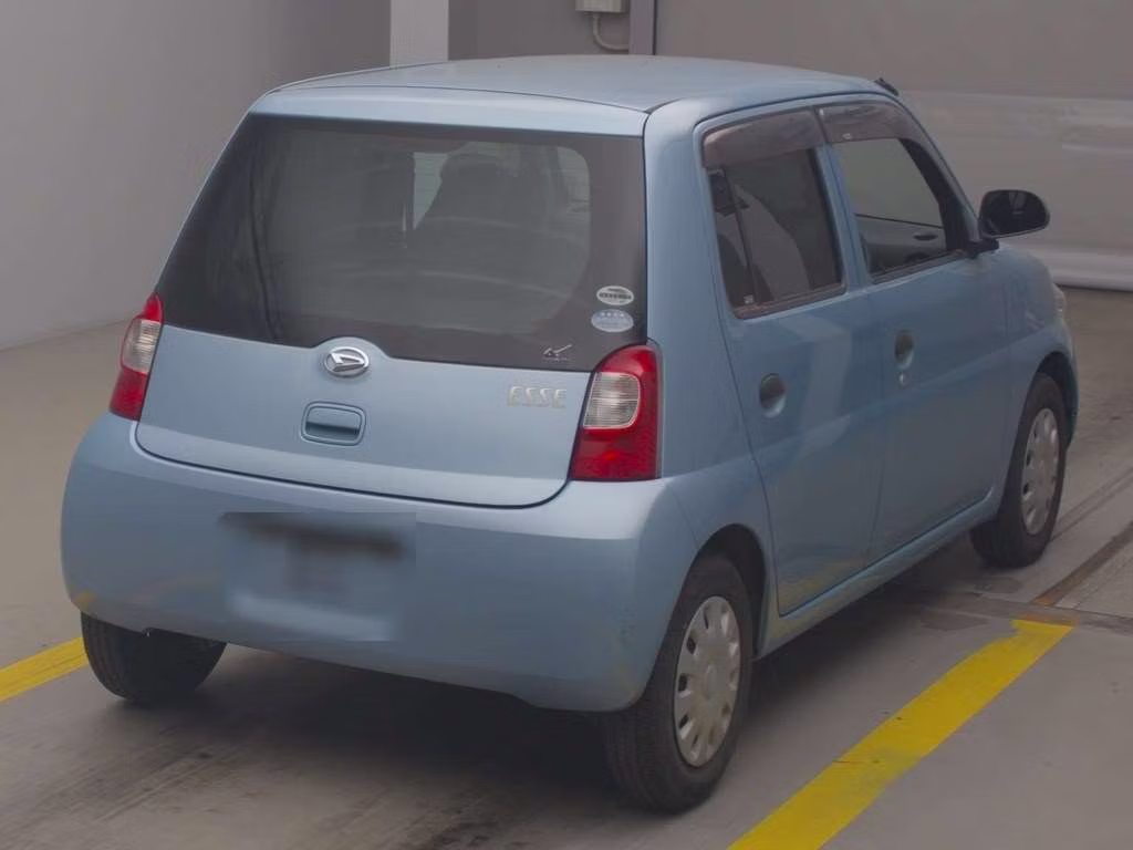 DAIHATSU ESSE