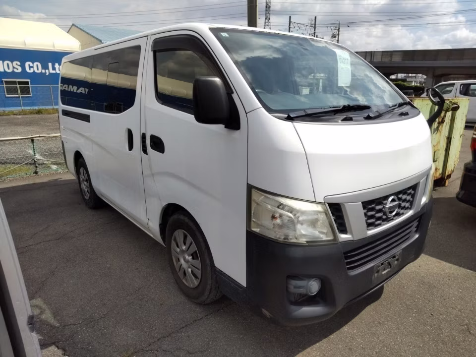 NISSAN NV350 CARAVAN