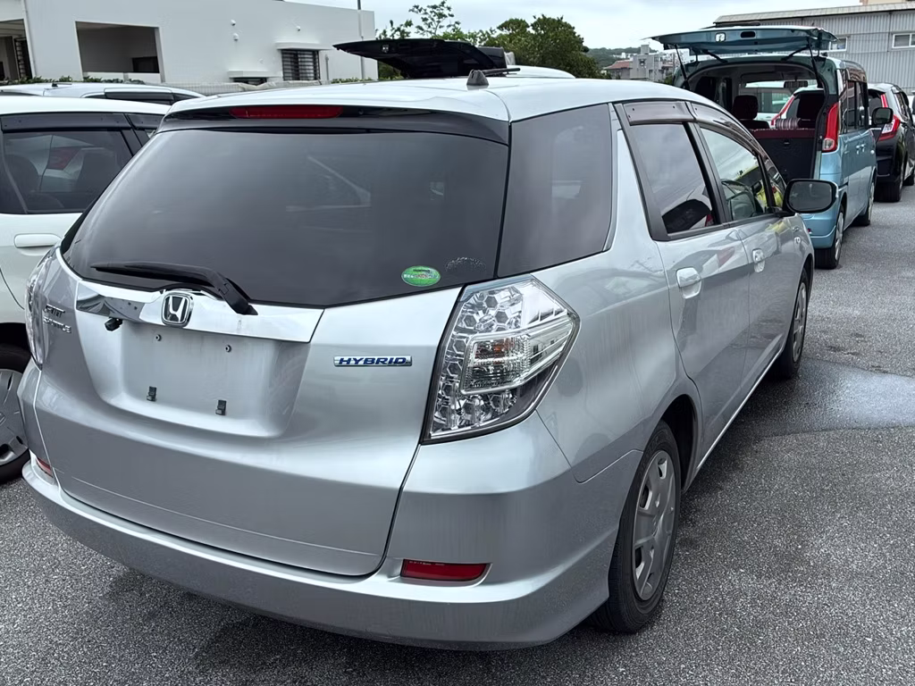 HONDA FIT SHUTTLE